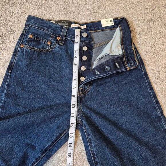 Levi's Premium Ribcage Straight Ankle Jeans Size 25 - Picture 9 of 10